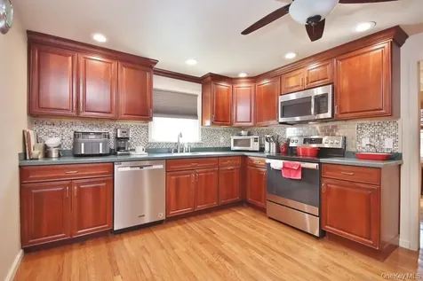 123 14th Street Verplanck NY 10596