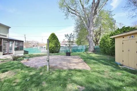 123 14th Street Verplanck NY 10596