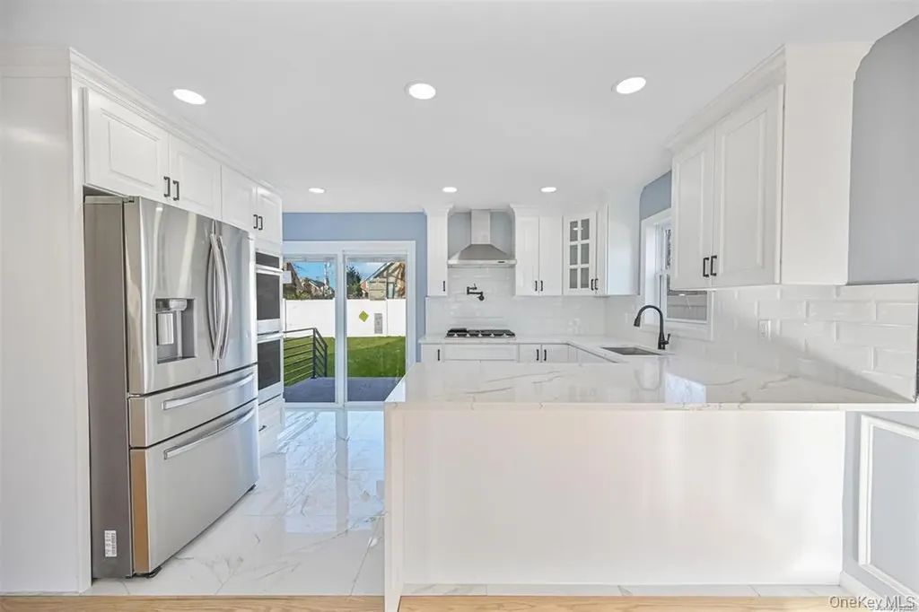 253 Meyer Avenue Valley Stream NY 11580