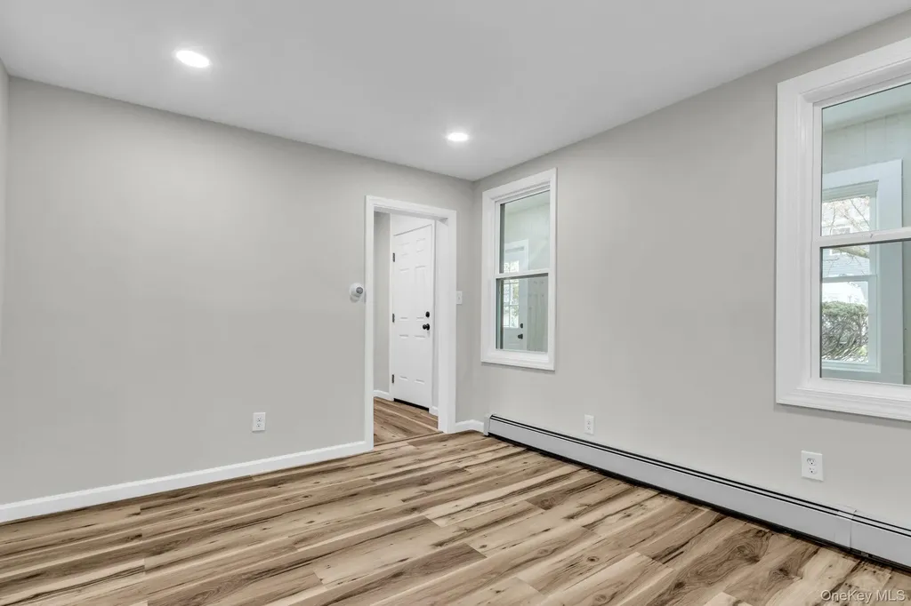 44 Glenwood Avenue Poughkeepsie NY 12603