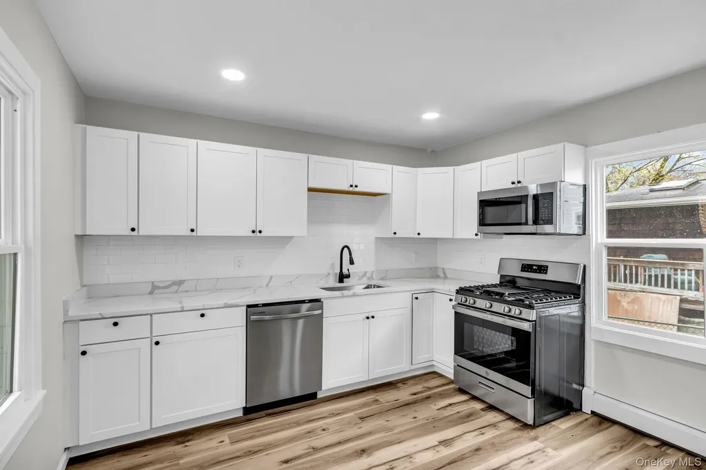 44 Glenwood Avenue Poughkeepsie NY 12603