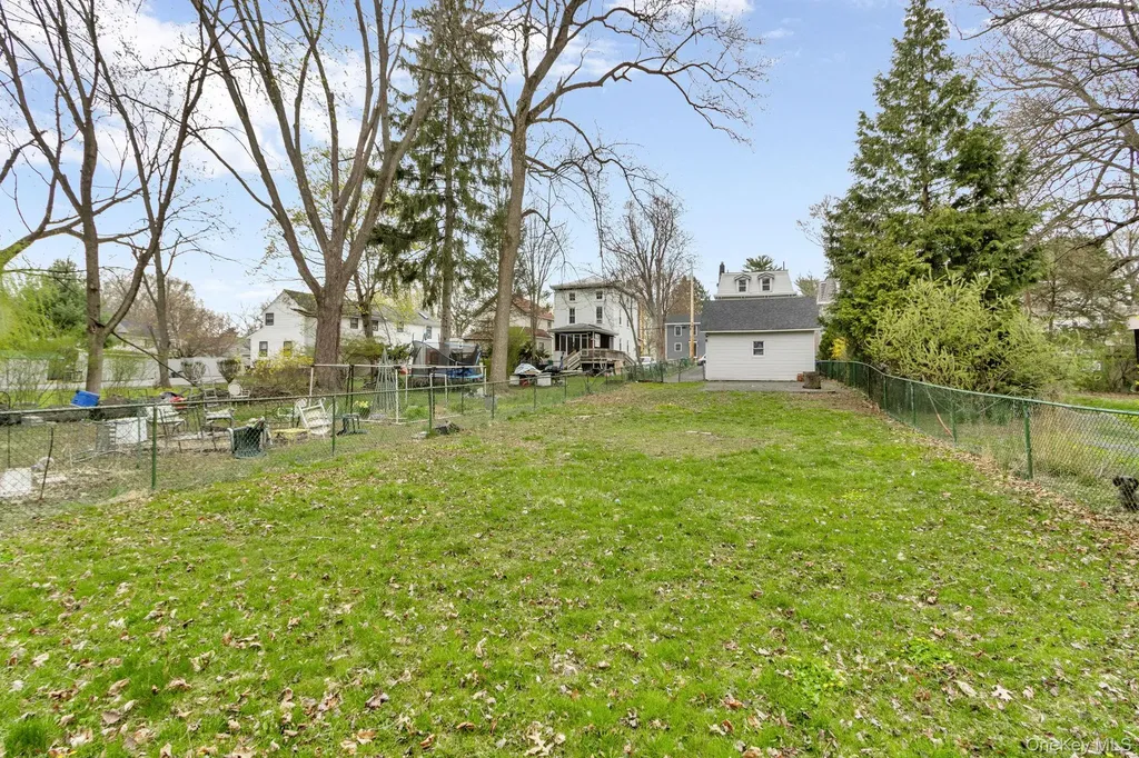44 Glenwood Avenue Poughkeepsie NY 12603