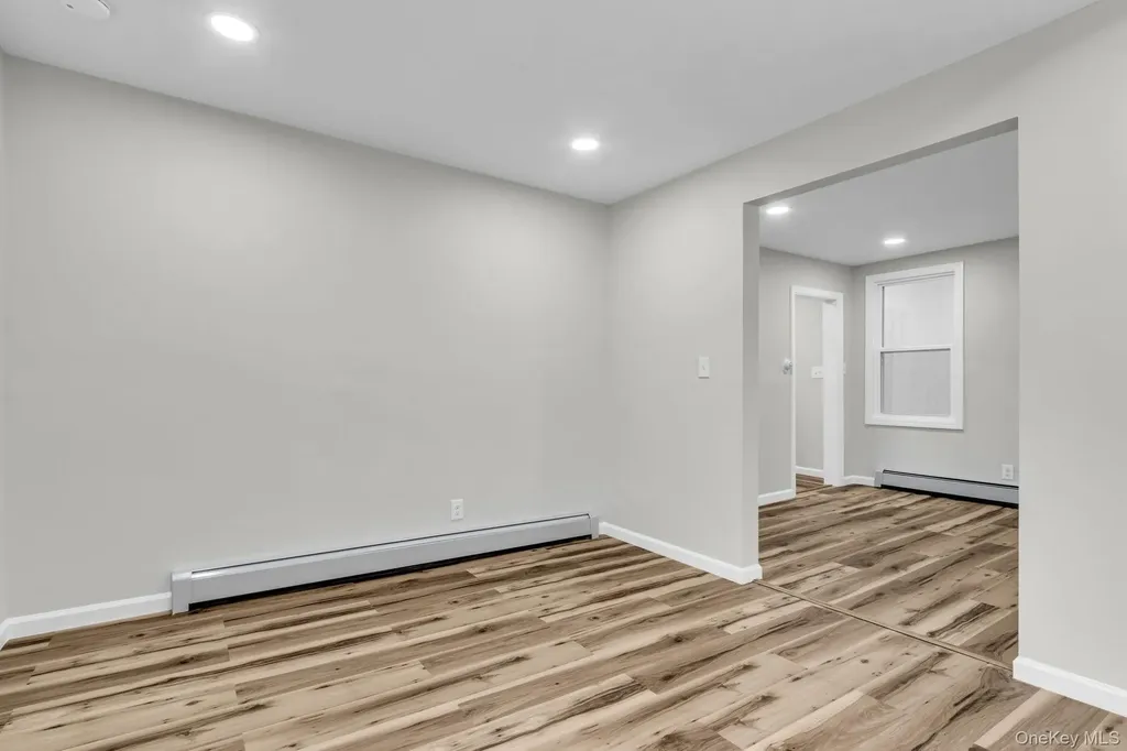 44 Glenwood Avenue Poughkeepsie NY 12603
