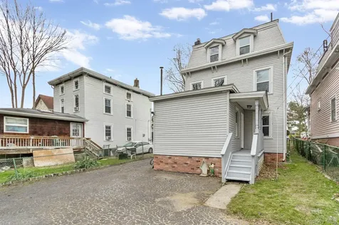 44 Glenwood Avenue Poughkeepsie NY 12603