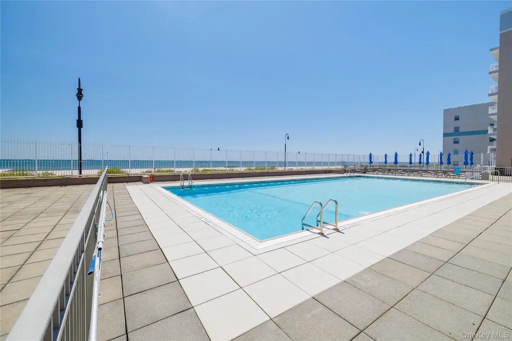 522 Shore Road Long Beach NY 11561