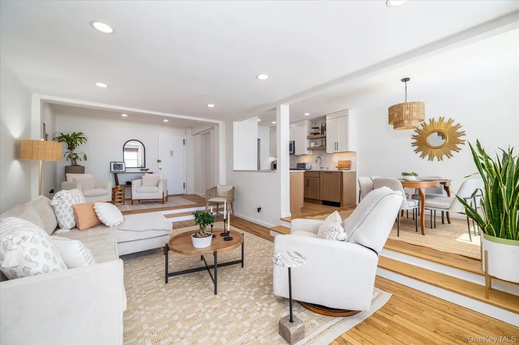 522 Shore Road Long Beach NY 11561