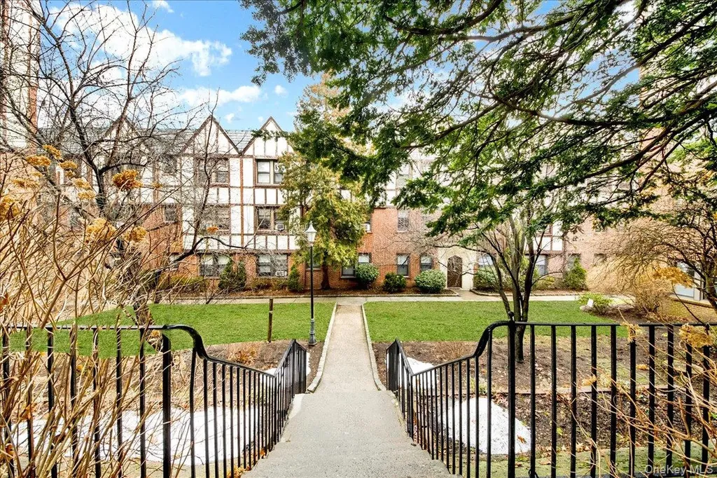 7 Greenridge Avenue White Plains NY 10605