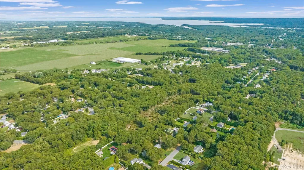 Midway Drive Riverhead NY 11901