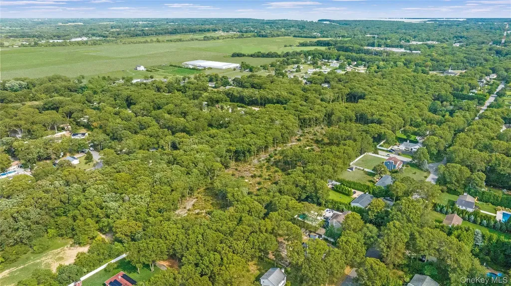Midway Drive Riverhead NY 11901