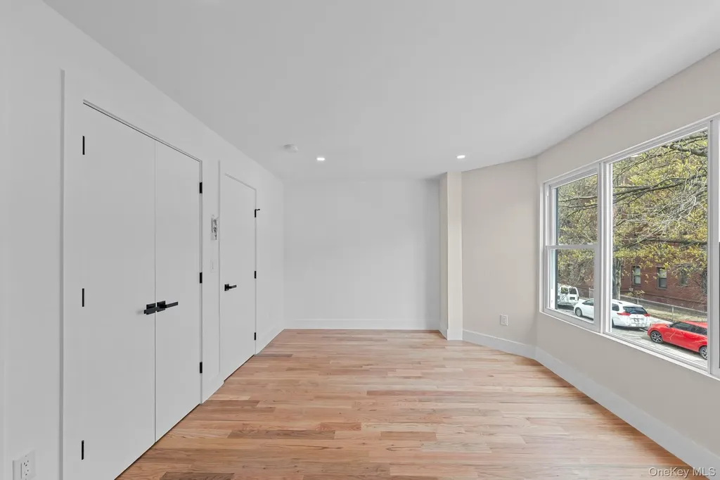 518 E 29th Street Brooklyn NY 11210