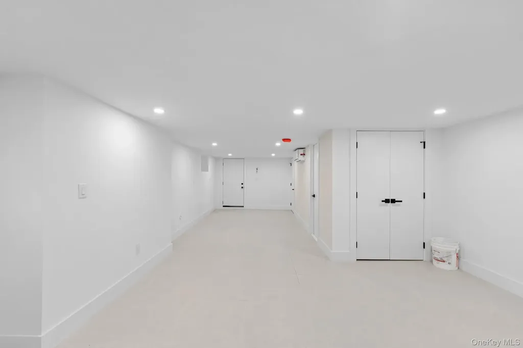 518 E 29th Street Brooklyn NY 11210