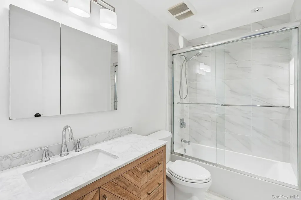3004 Mitchell Road Westhampton Beach NY 11978