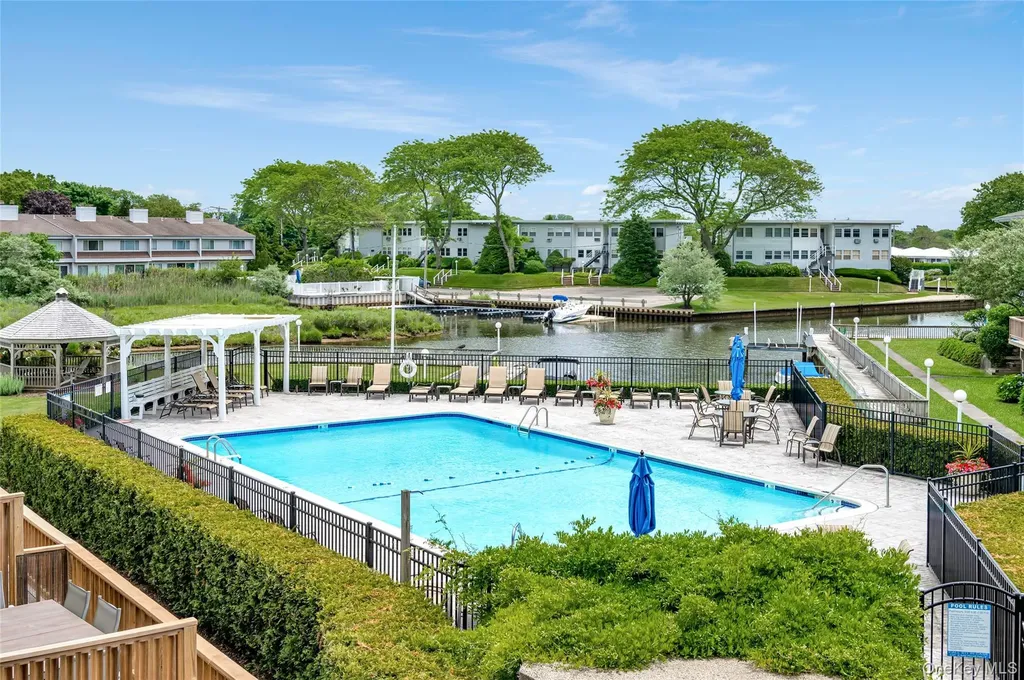 3004 Mitchell Road Westhampton Beach NY 11978