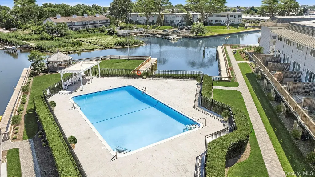 3004 Mitchell Road Westhampton Beach NY 11978