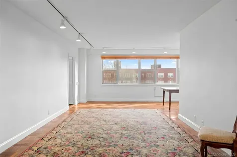 230 Garth Road Scarsdale NY 10583