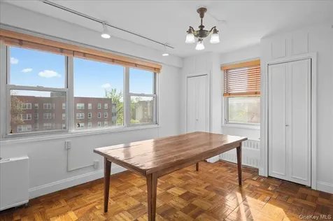 230 Garth Road Scarsdale NY 10583