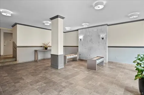 230 Garth Road Scarsdale NY 10583