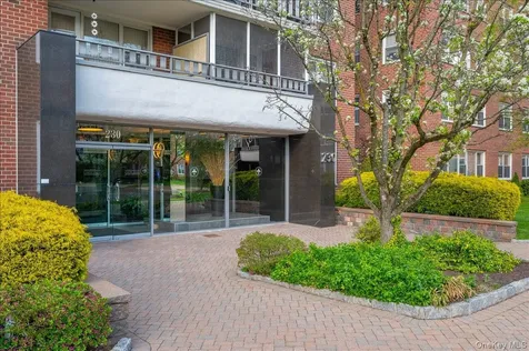 230 Garth Road Scarsdale NY 10583