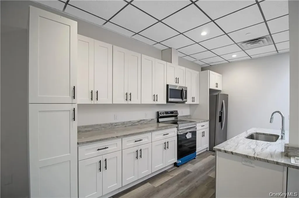 939 Central Avenue Peekskill NY 10566