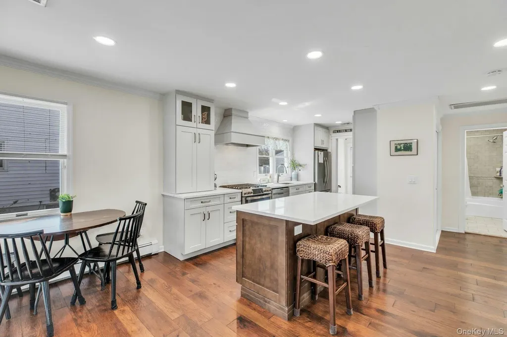 39 Ocean Avenue Blue Point NY 11715
