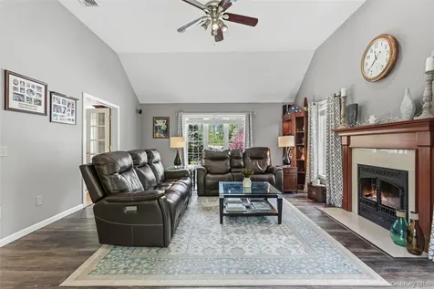 754 Milltown Road Brewster NY 10509