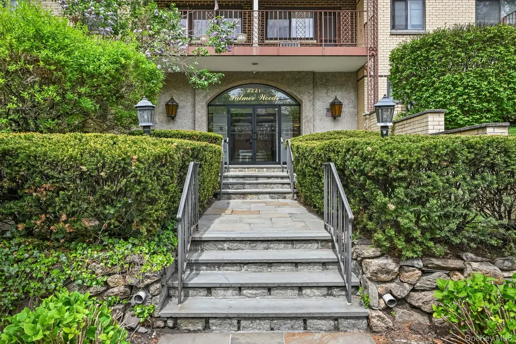 2221 Palmer Avenue New Rochelle NY 10801
