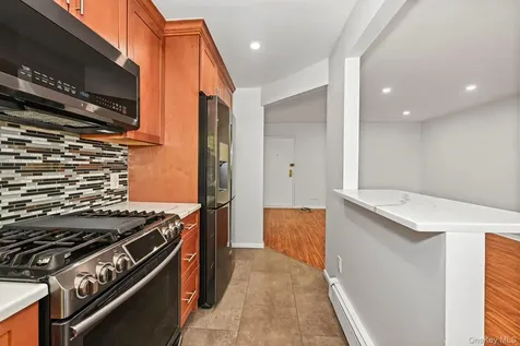 2221 Palmer Avenue New Rochelle NY 10801