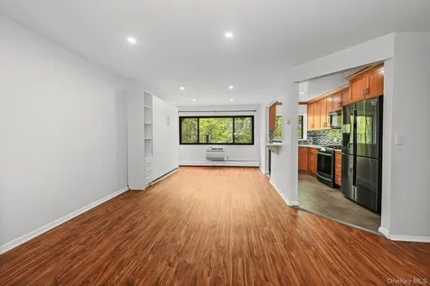 2221 Palmer Avenue New Rochelle NY 10801