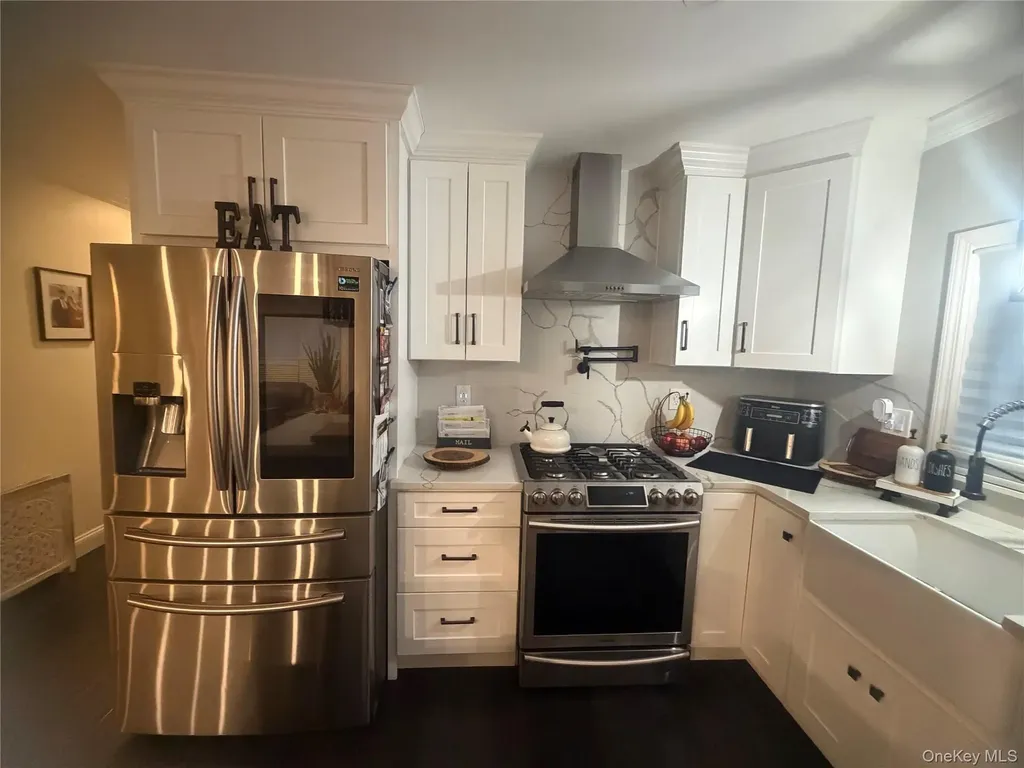 1580 N Jerusalem Road Merrick NY 11566