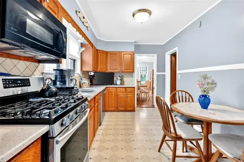 307 Hollywood Avenue Tuckahoe NY 10707