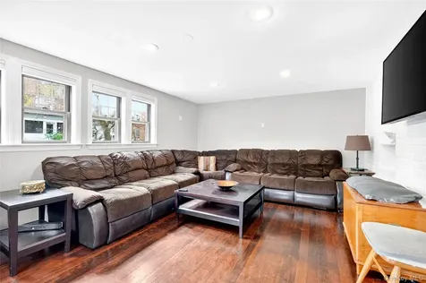 307 Hollywood Avenue Tuckahoe NY 10707