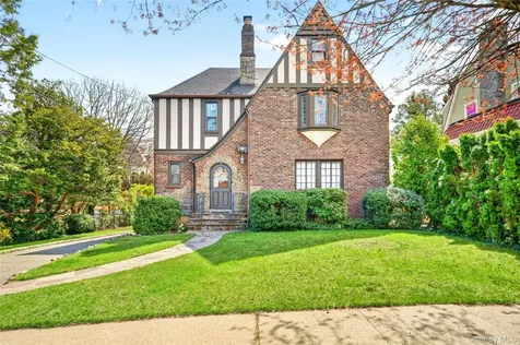 307 Hollywood Avenue Tuckahoe NY 10707