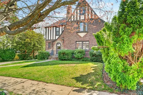 307 Hollywood Avenue Tuckahoe NY 10707
