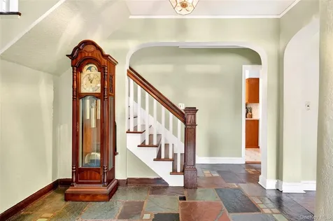 307 Hollywood Avenue Tuckahoe NY 10707