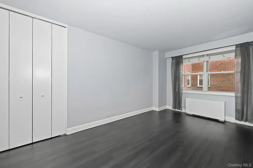260 Garth Road Scarsdale NY 10583