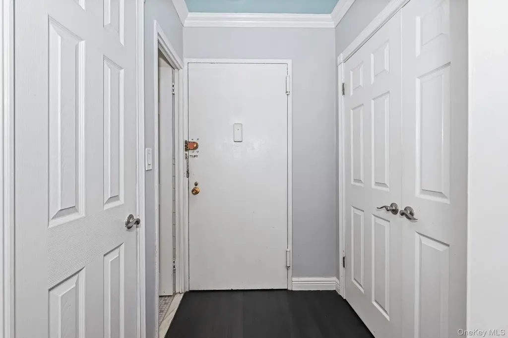 260 Garth Road Scarsdale NY 10583