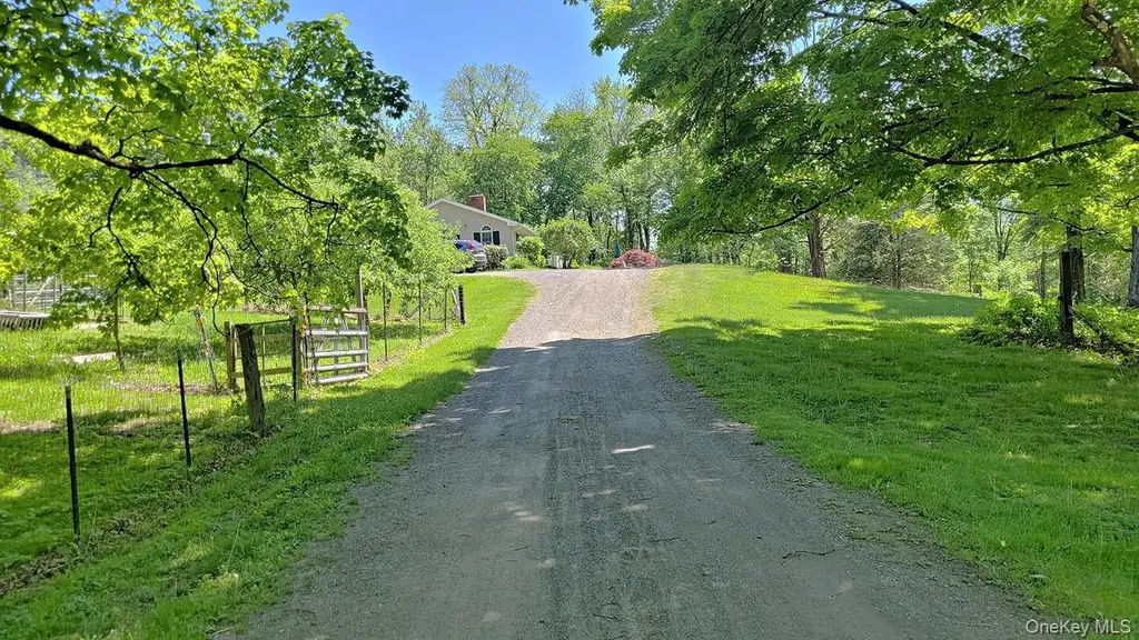 32 Old Route 199 Red Hook NY 12571