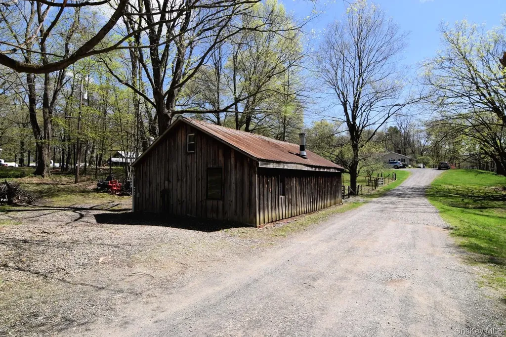 32 Old Route 199 Red Hook NY 12571