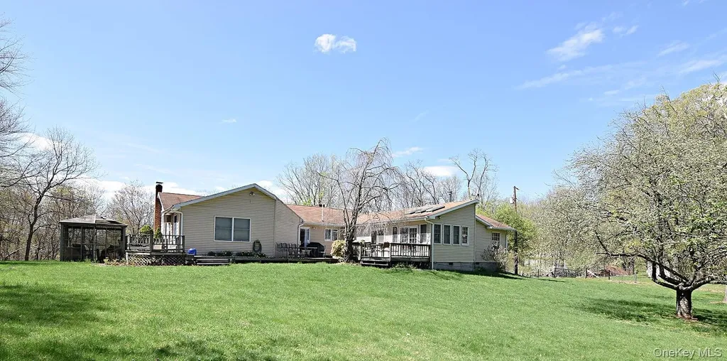 32 Old Route 199 Red Hook NY 12571