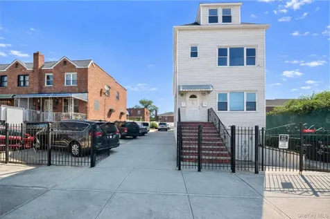 2710 Lurting Avenue Bronx NY 10469