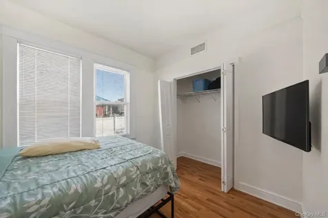 2710 Lurting Avenue Bronx NY 10469