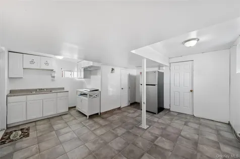 2710 Lurting Avenue Bronx NY 10469