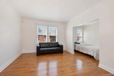 2710 Lurting Avenue Bronx NY 10469