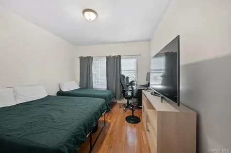 2710 Lurting Avenue Bronx NY 10469