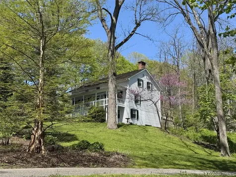 212 Pleasant Ridge Road Poughquag NY 12570