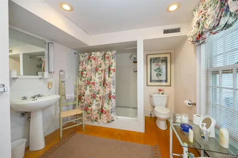 212 Pleasant Ridge Road Poughquag NY 12570