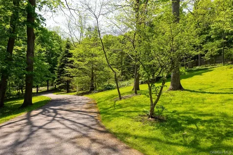 212 Pleasant Ridge Road Poughquag NY 12570