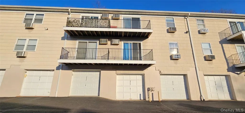 276 Parkside Drive Suffern NY 10901