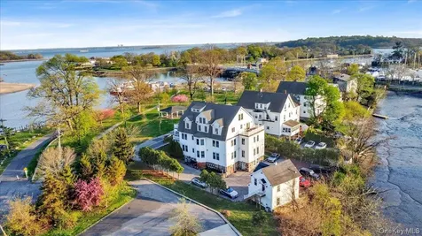 2 Harbor Lane New Rochelle NY 10805