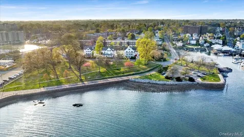 2 Harbor Lane New Rochelle NY 10805